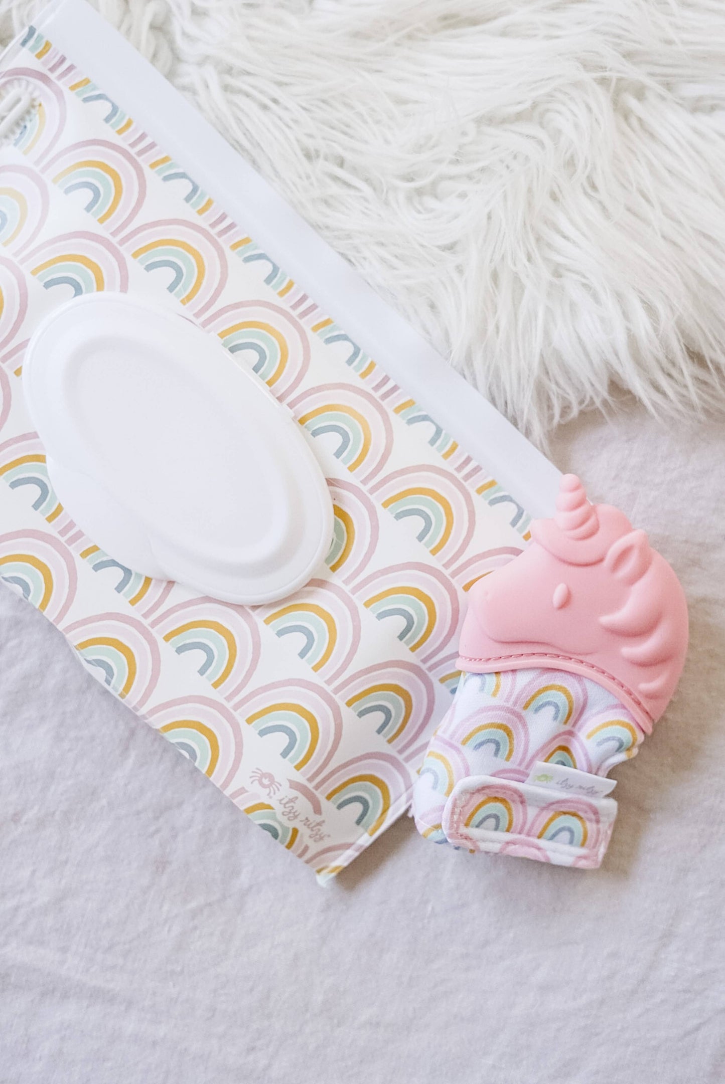 *NEW OPTION* Itzy Mitt™ Silicone Teething Mitts