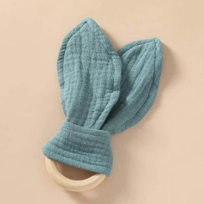 Blue Beechwood Teether with Muslin Cloth