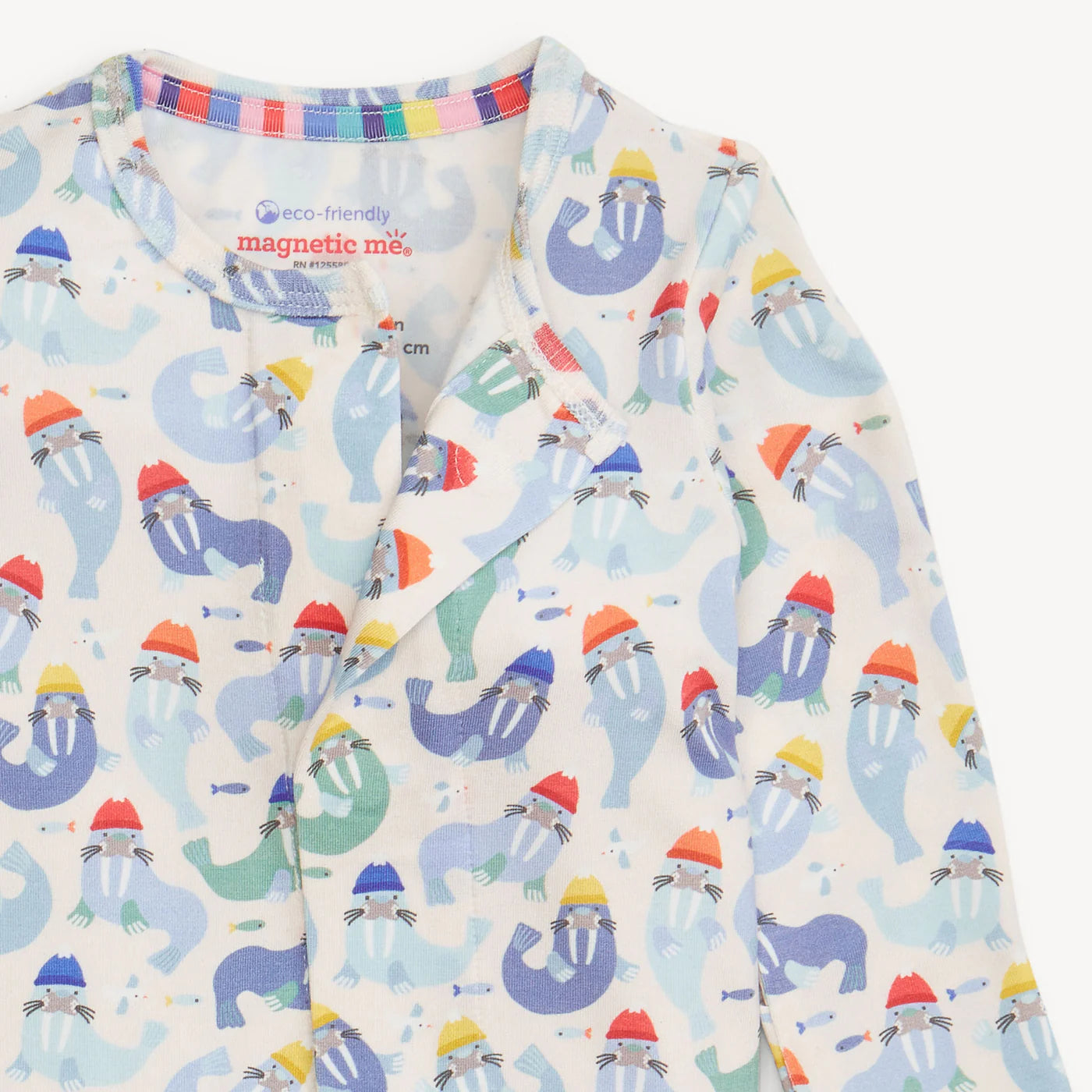 Captain Wally | Convertible Magnetic Me Footie