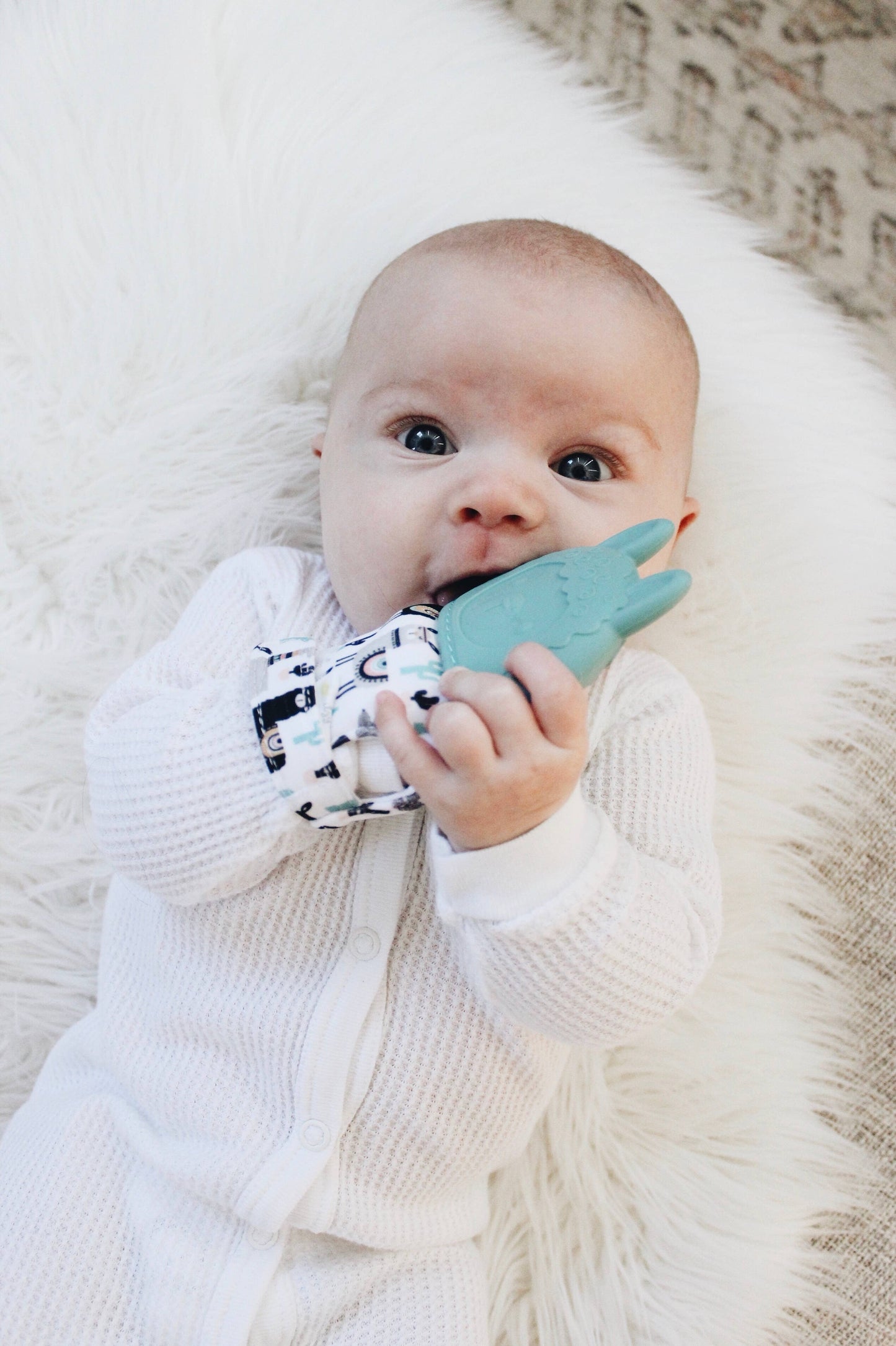 *NEW OPTION* Itzy Mitt™ Silicone Teething Mitts