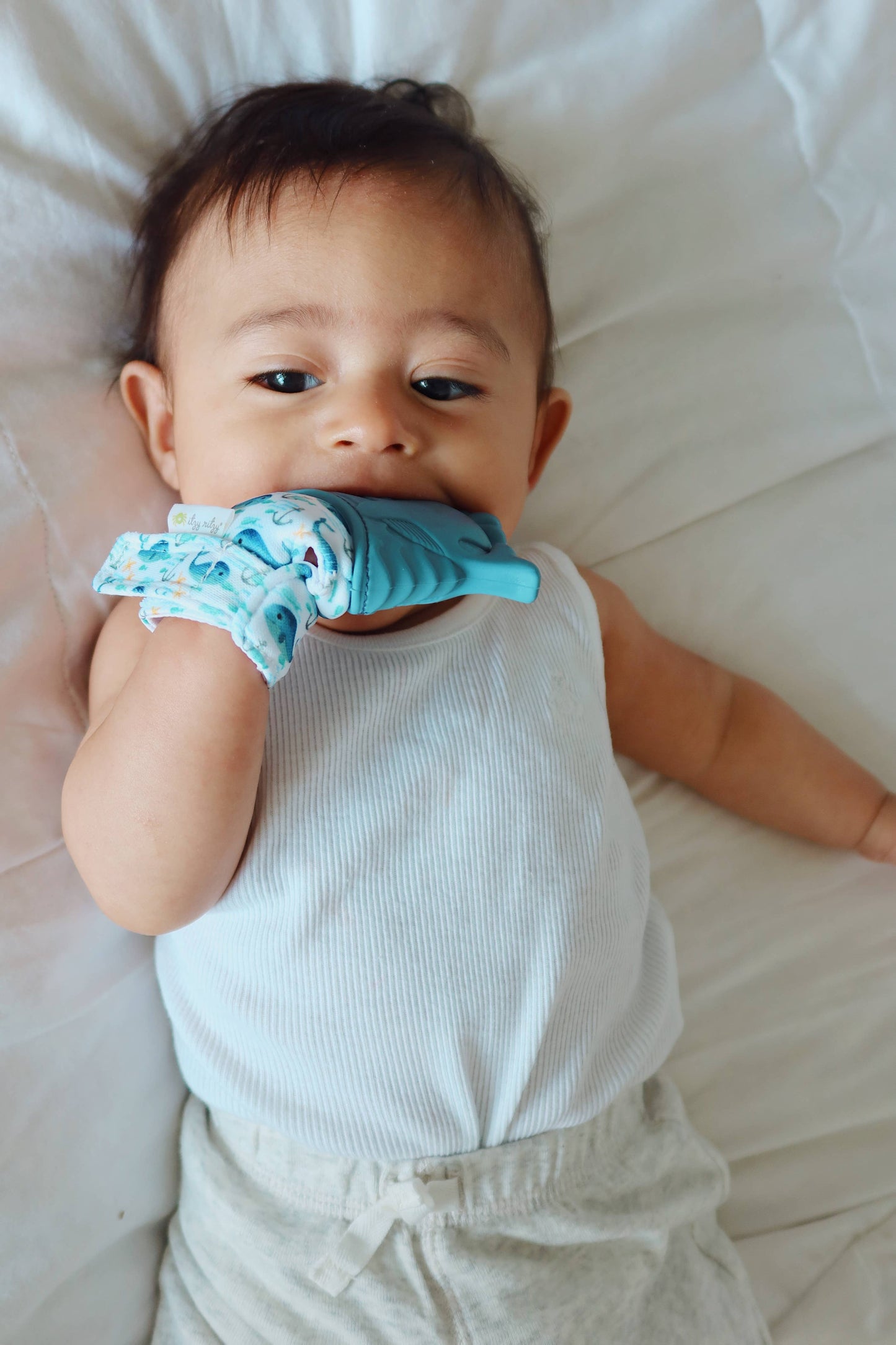 *NEW OPTION* Itzy Mitt™ Silicone Teething Mitts