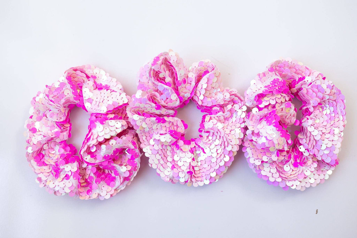 Iridescent Sequin Scrunchie - Light Pink