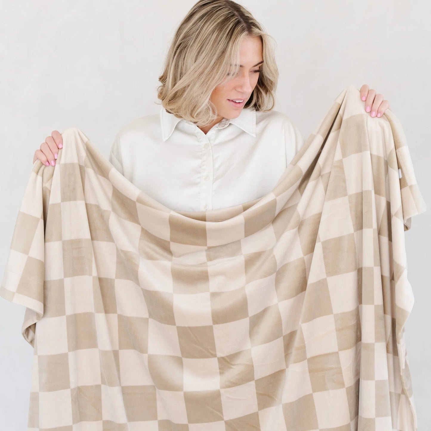 Neutral Checkered Minky Stretch XL Throw Blanket