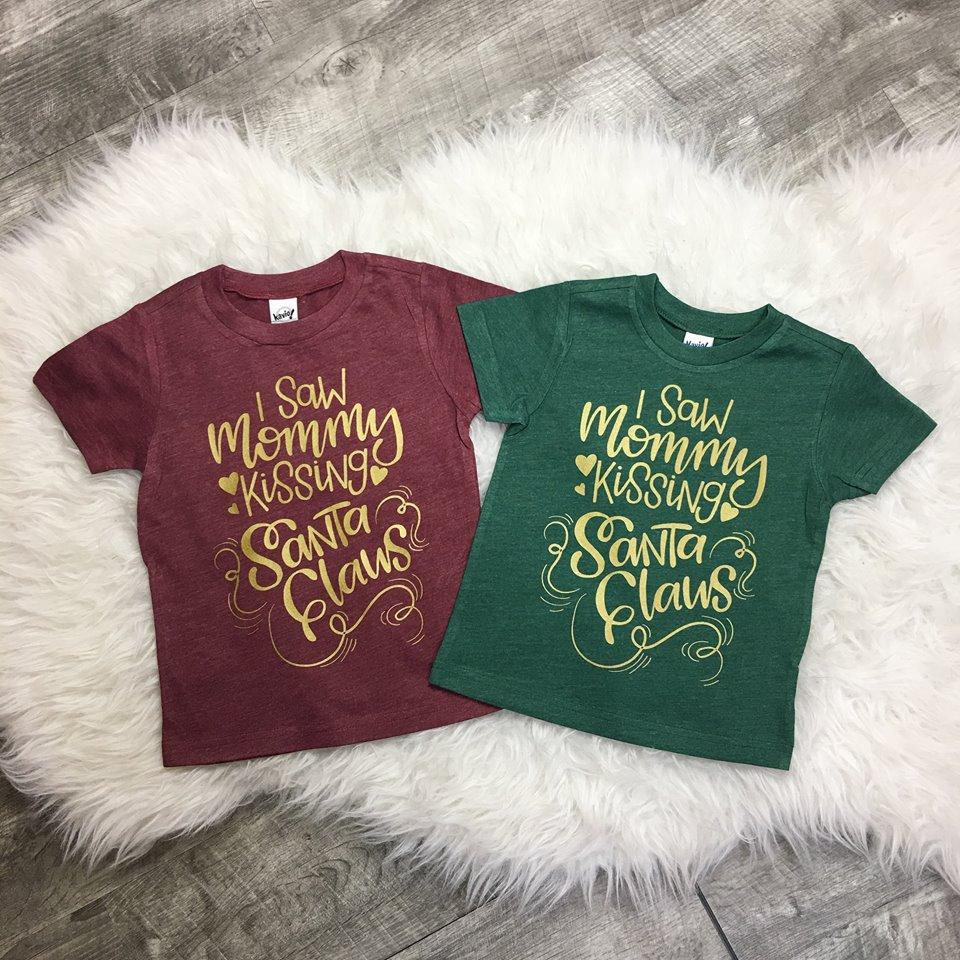 I Saw Mommy Kissing Santa Claus Christmas Tee