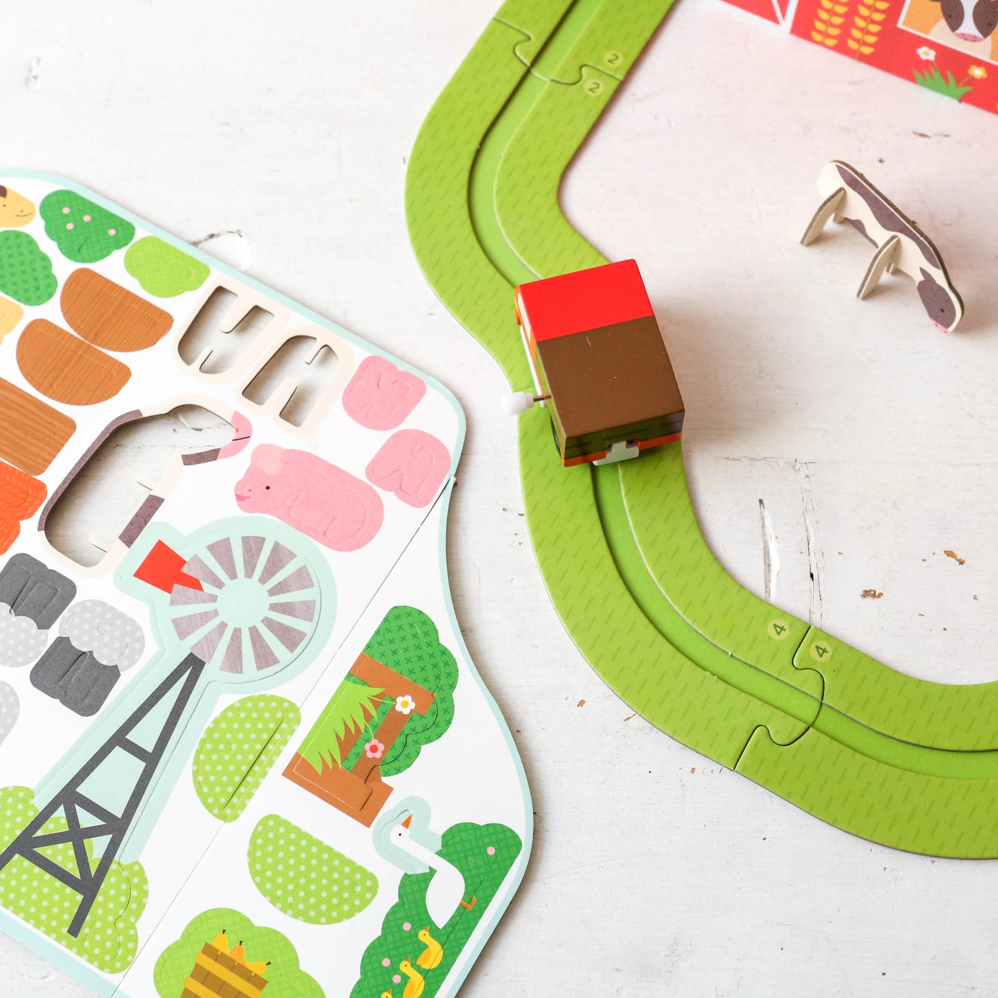 Wind Up & Go Little Farm Play Set