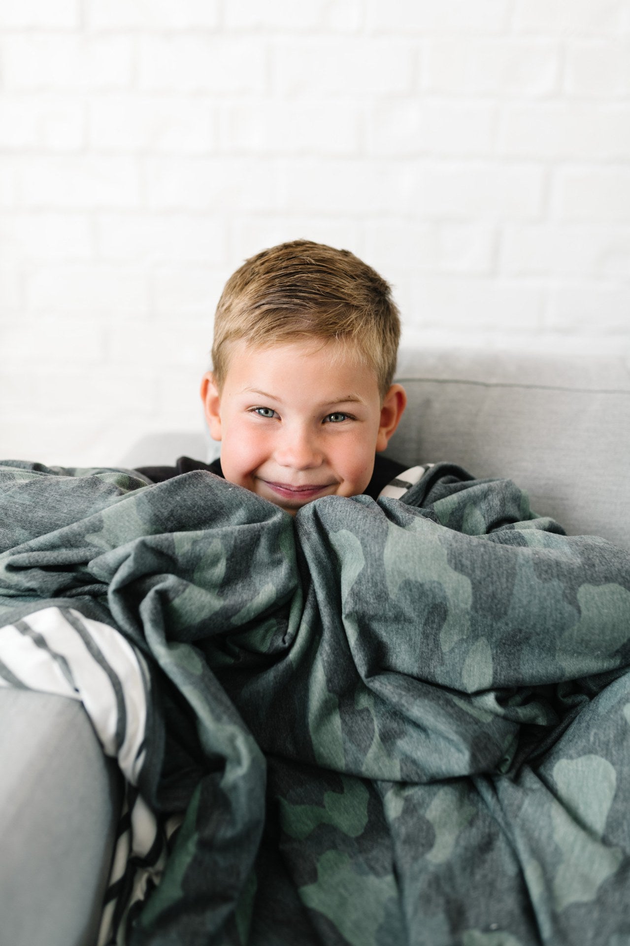 Copper Pearl 3-Layer Jumbo Stretchy Quilt - Hunter
