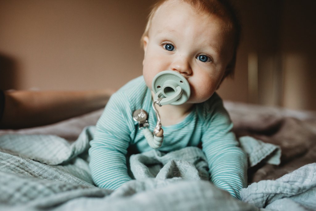 OLI Pacifier - Mystic