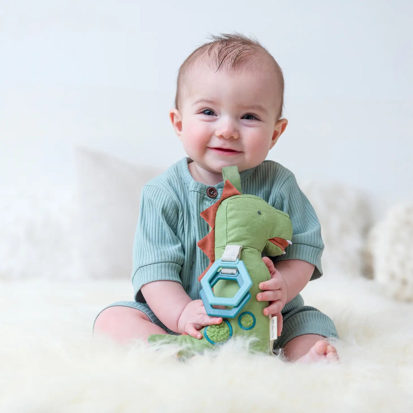 Dino Bespoke Link & Love Teething Activity Toy