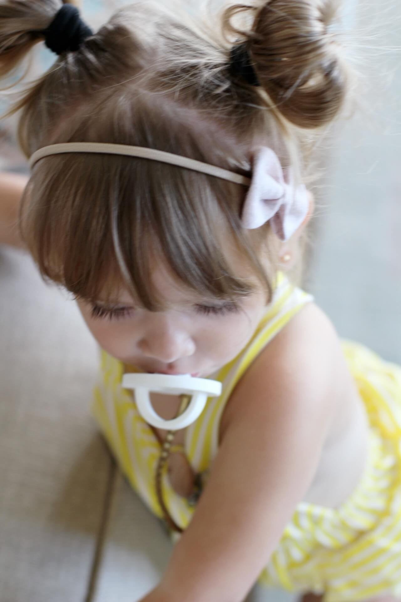 Dapper + Queen The Smokk Pacifier - Milk