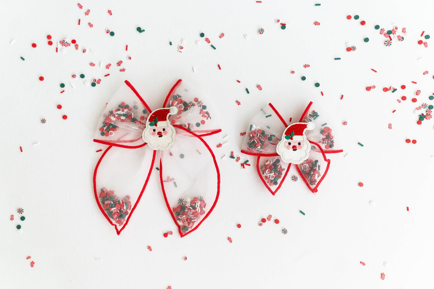 Mesh Shaker Bow - Kris Kringle Cutie