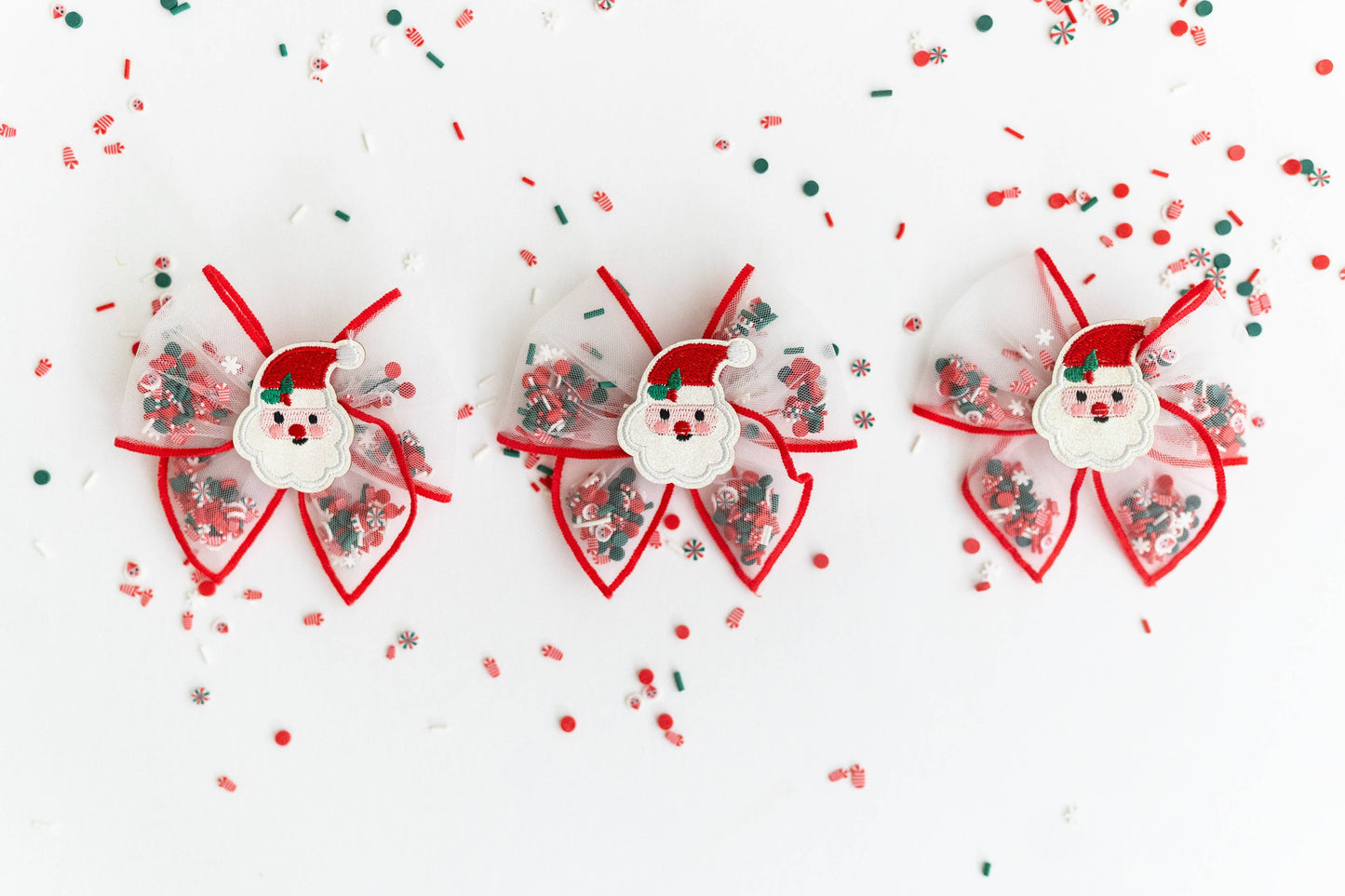 Mesh Shaker Bow - Kris Kringle Cutie