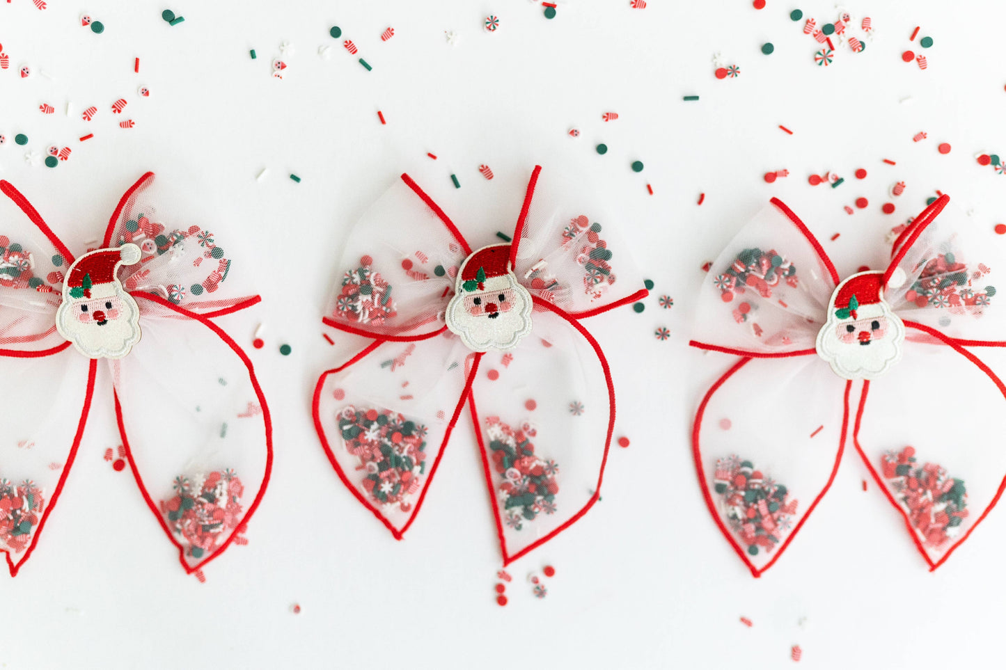 Mesh Shaker Bow - Kris Kringle Cutie