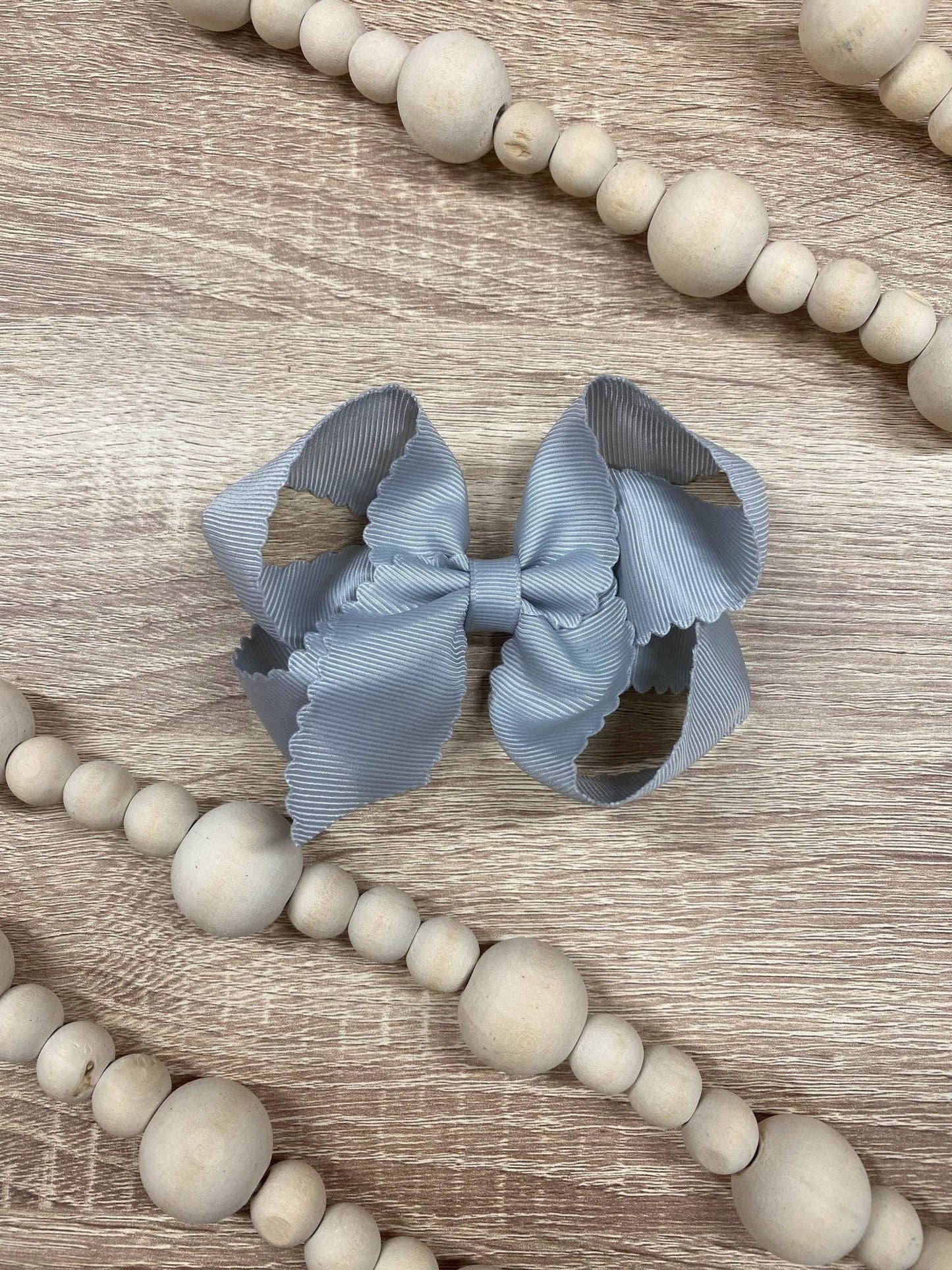 Classic Scalloped Bows | Alligator Clip - 4.5"