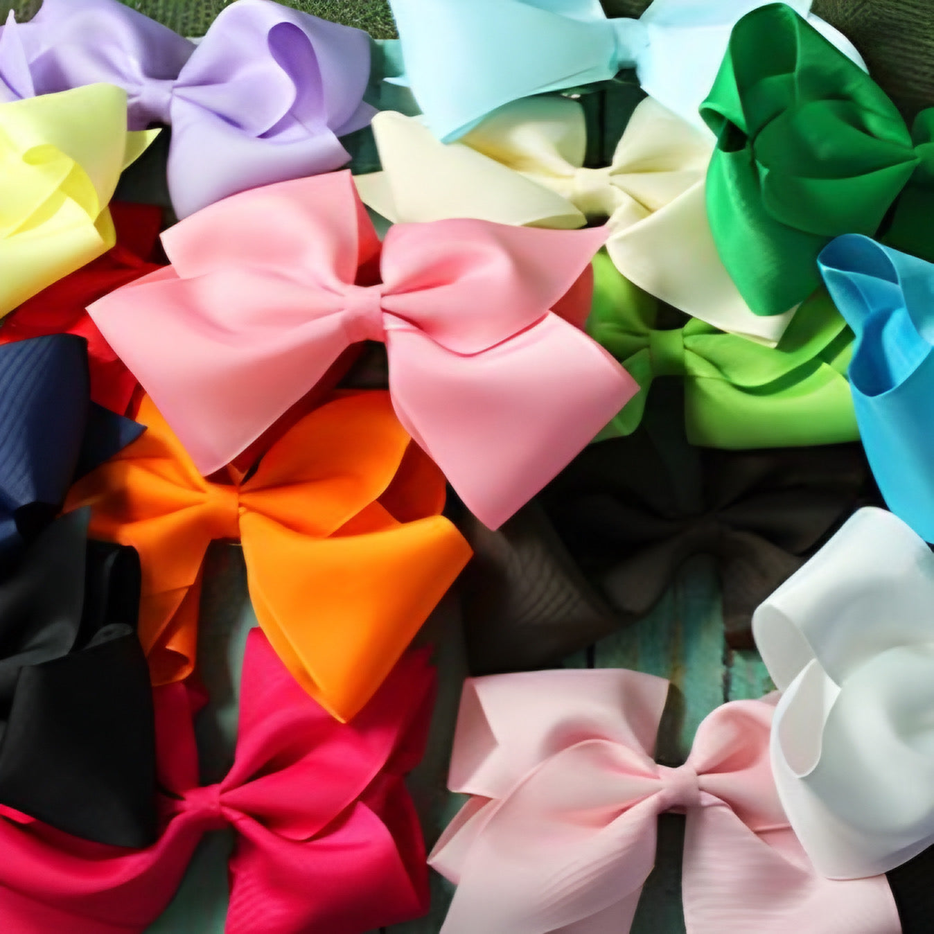 Classic Oversized Grosgrain Hair Bow