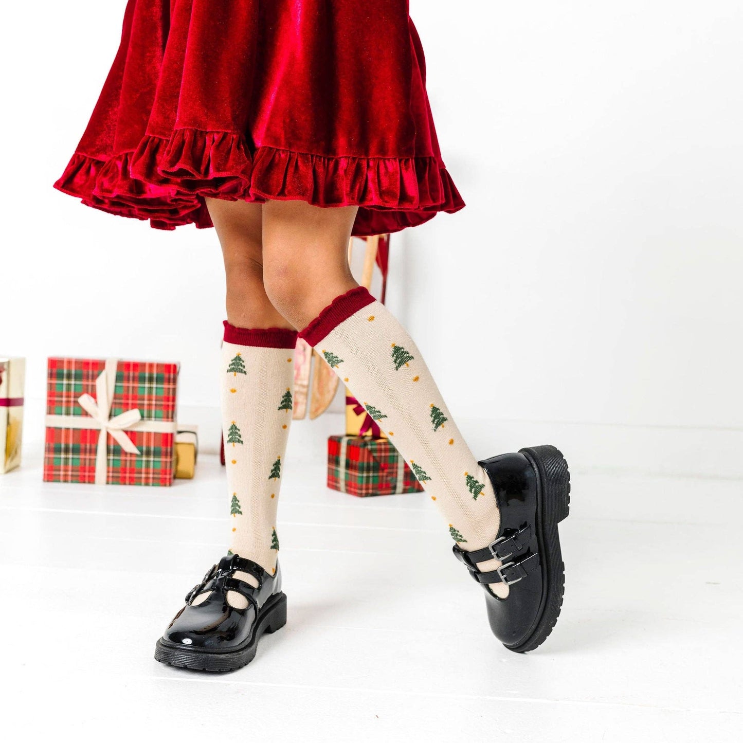 Tree Farm | Scalloped Knee Socks