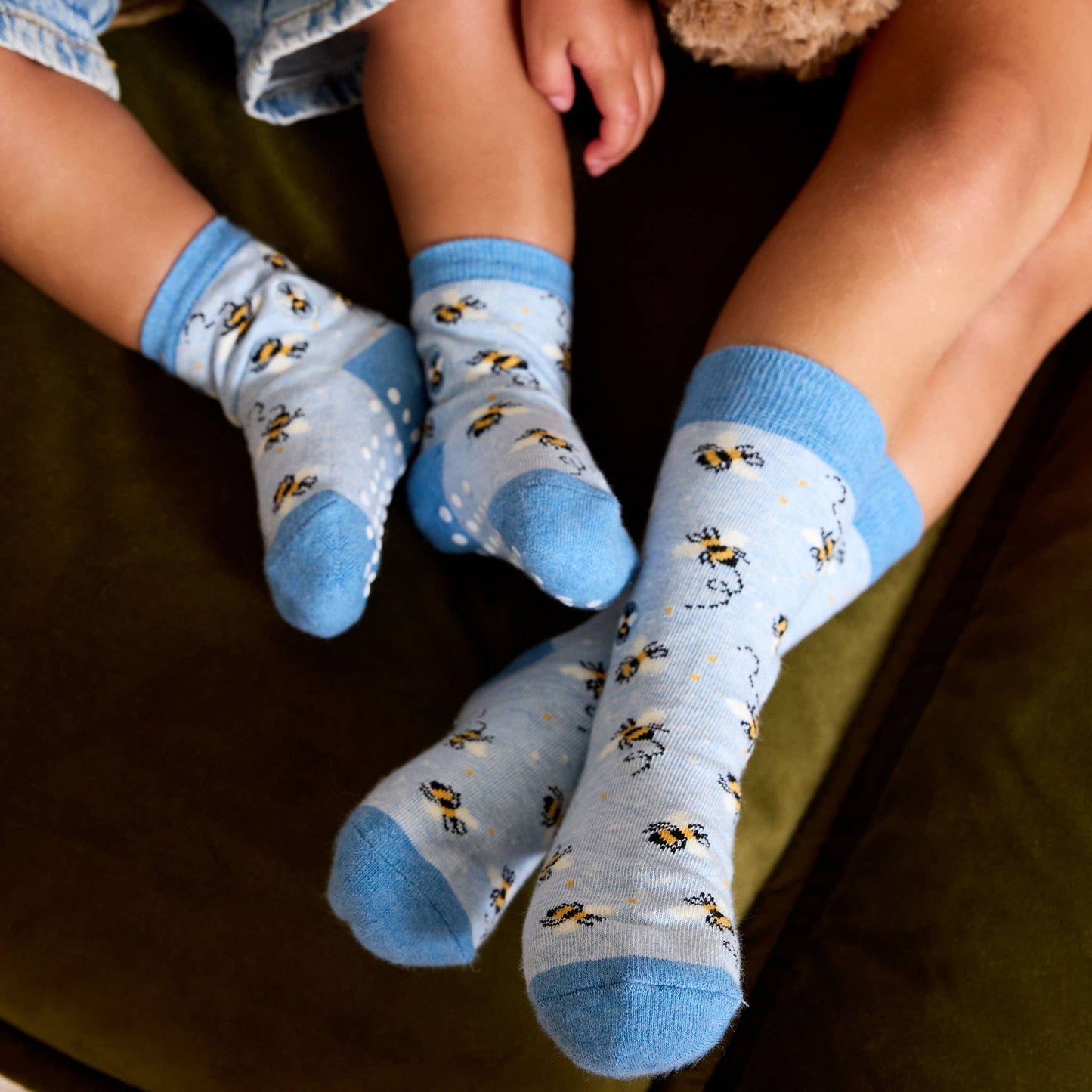 Kids Socks that Protect Bees (blue with bees)