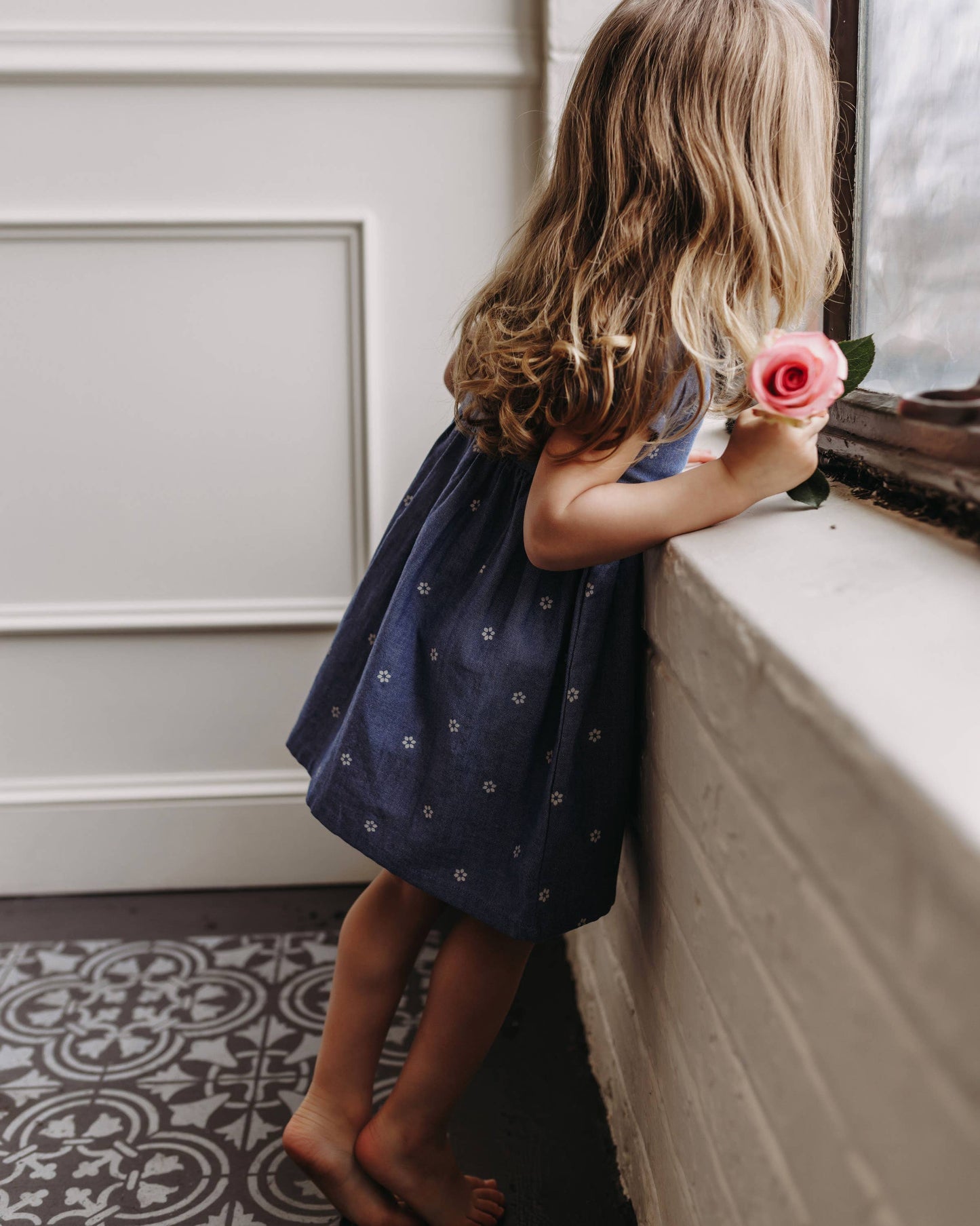 Round Collar Dress- Daisies