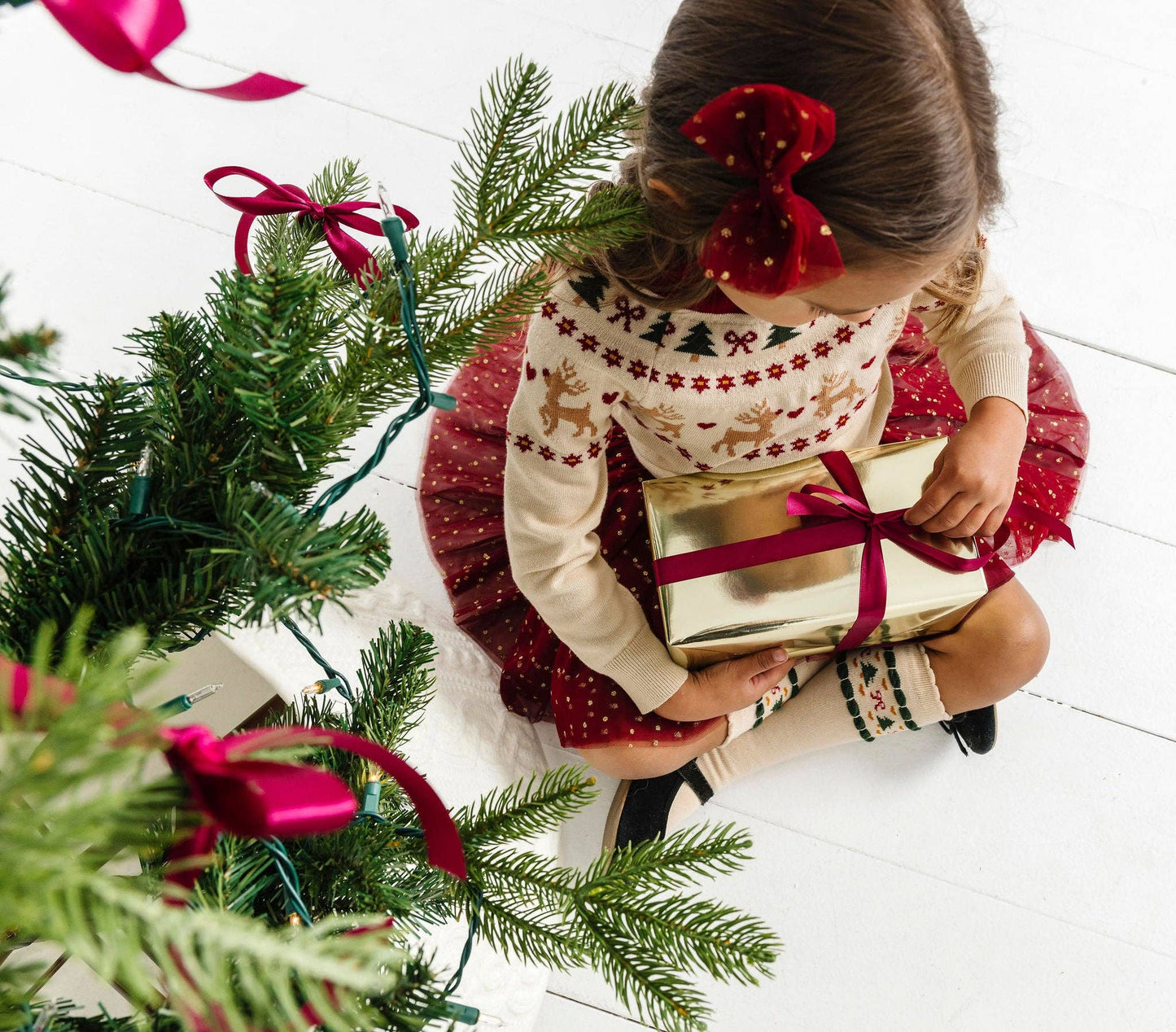 Vanilla Fair Isle | Scalloped Knee High Socks