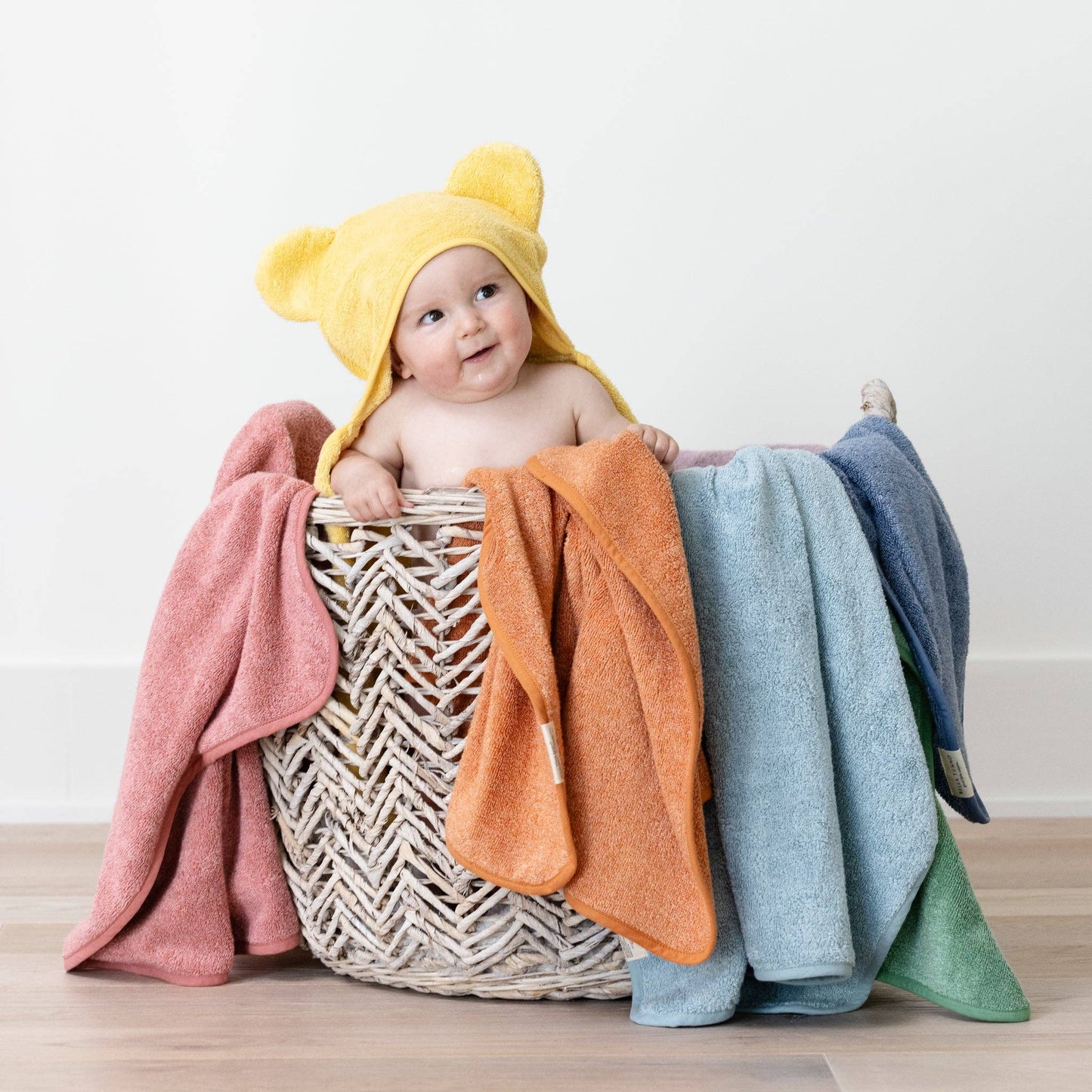 Hooded Towel + Wash Mitt Set | Sunshine