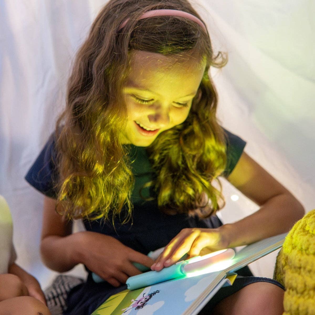 Glo Pals Light Up Book | Blair's Backyard of Big Ideas