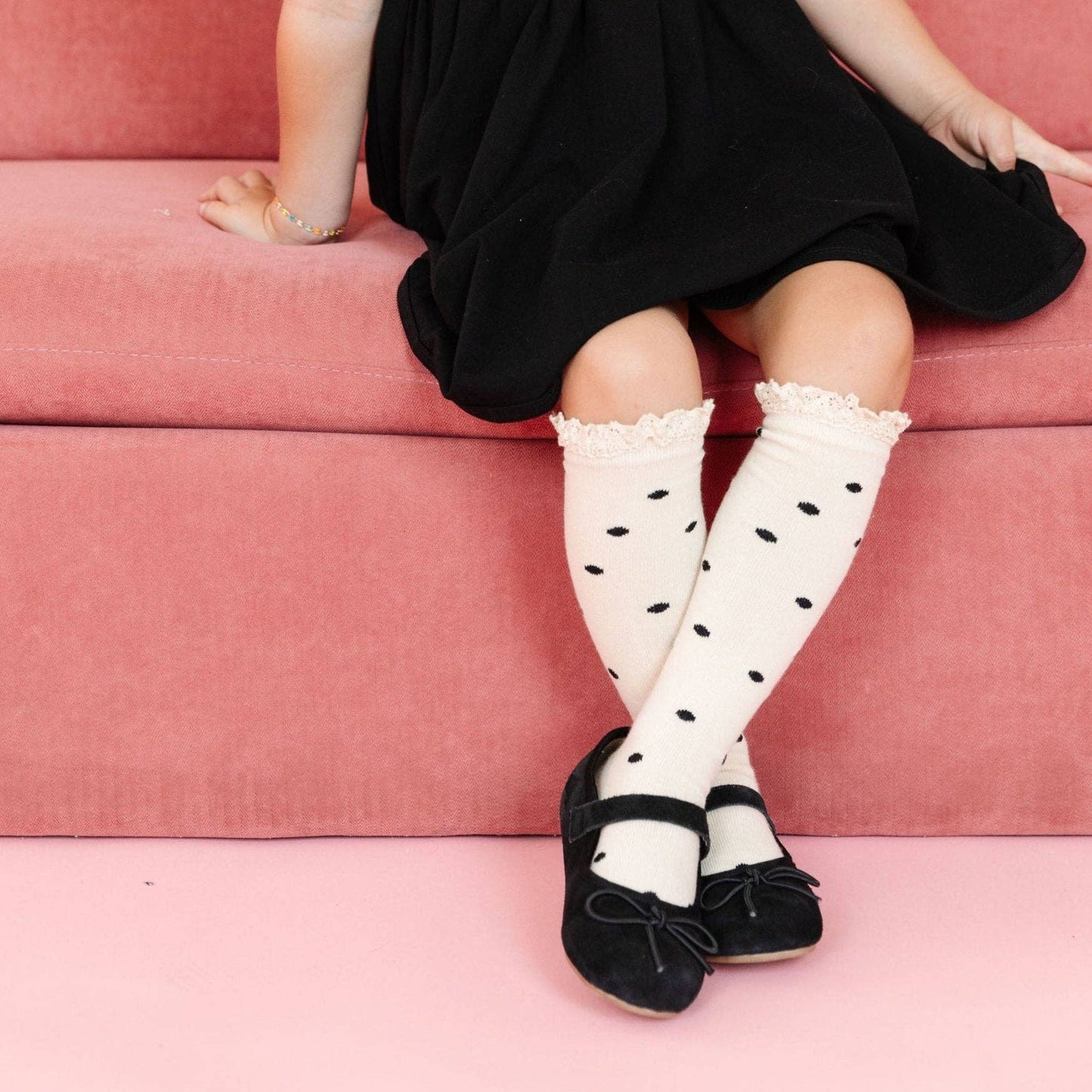 Vanilla Dot | Lace Top Knee High Socks