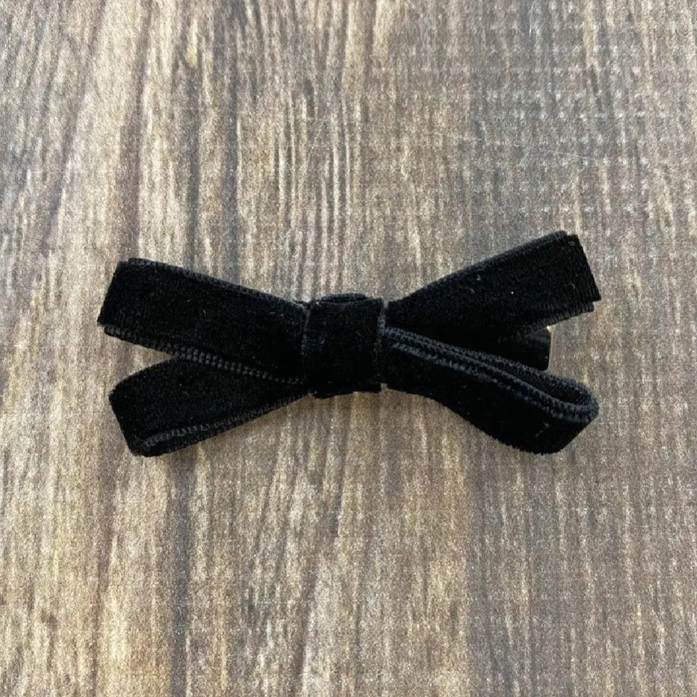 Velvet Bow Clippies