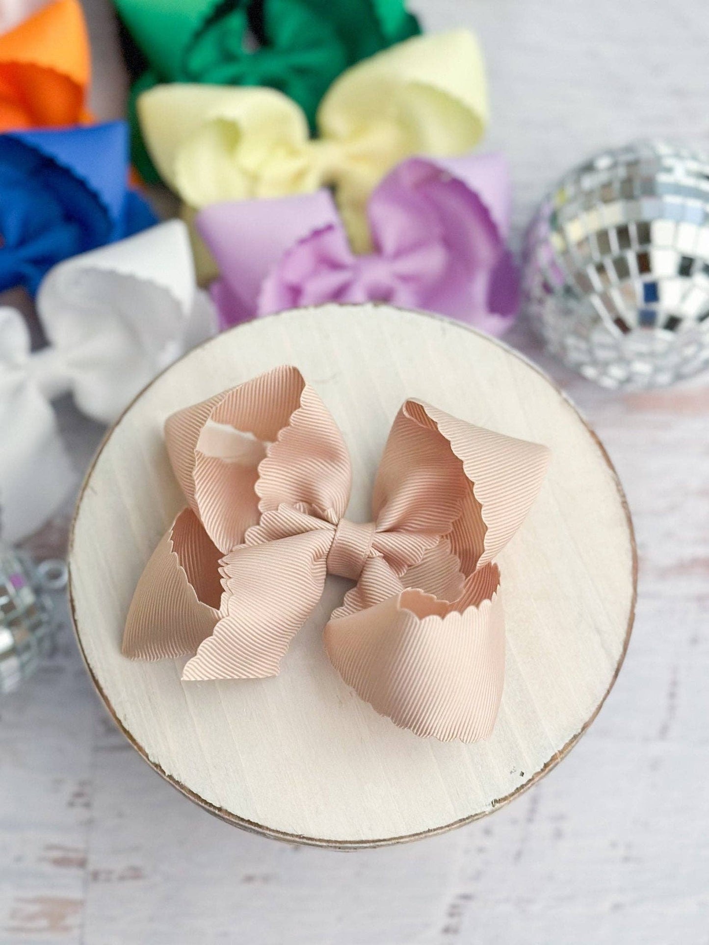 Classic Scalloped Bows | Alligator Clip - 4.5"