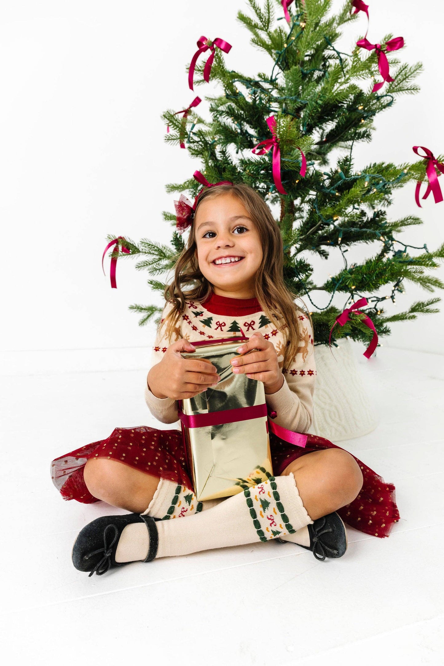 Vanilla Fair Isle | Scalloped Knee High Socks