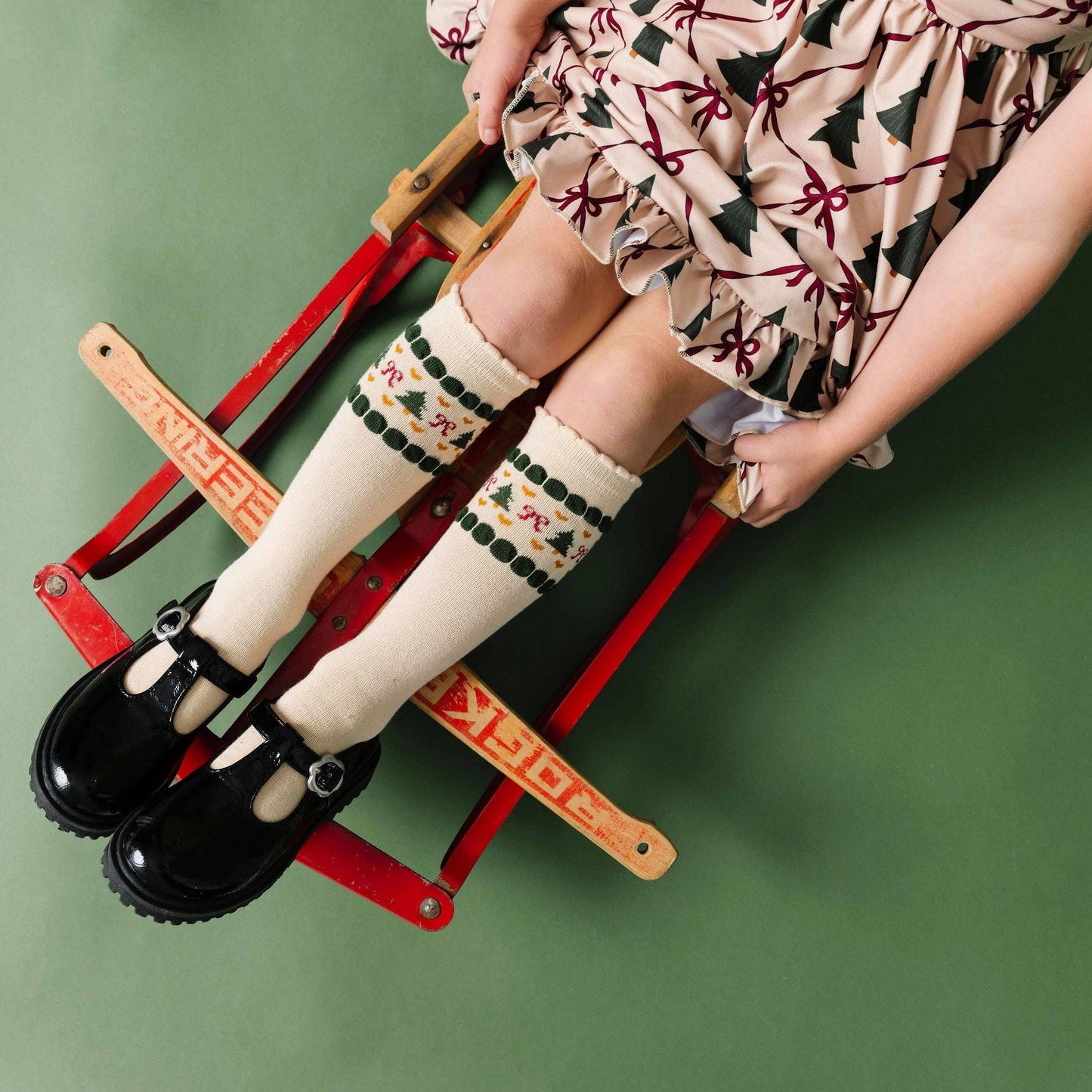 Vanilla Fair Isle | Scalloped Knee High Socks