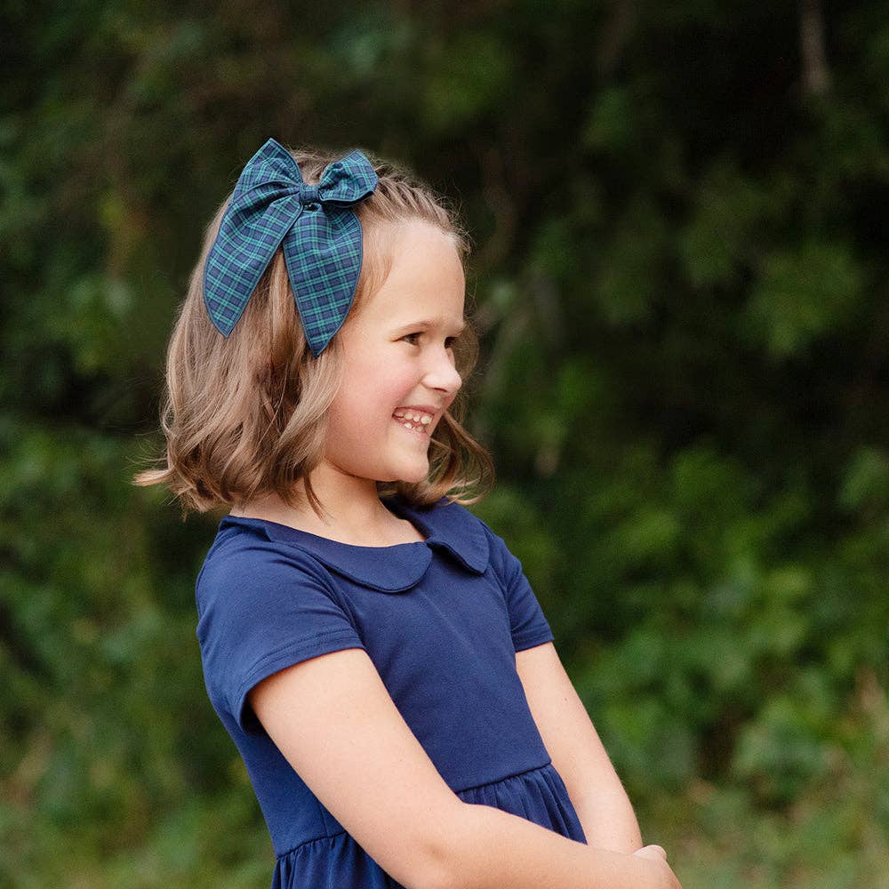 Mary - Edged Bow