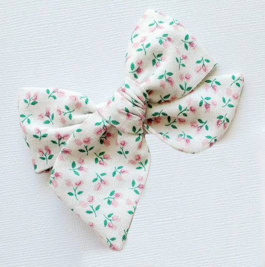 Amelia Floral Large Pinwheel Bow