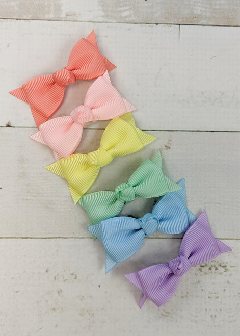 Pastel Solid Baby Bow Clippie