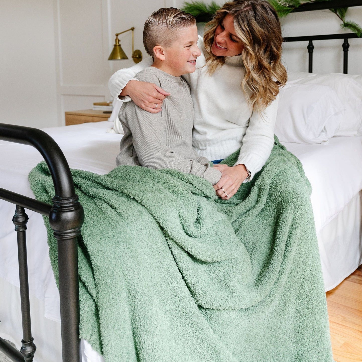Olive Bamboni Extra Large Blanket