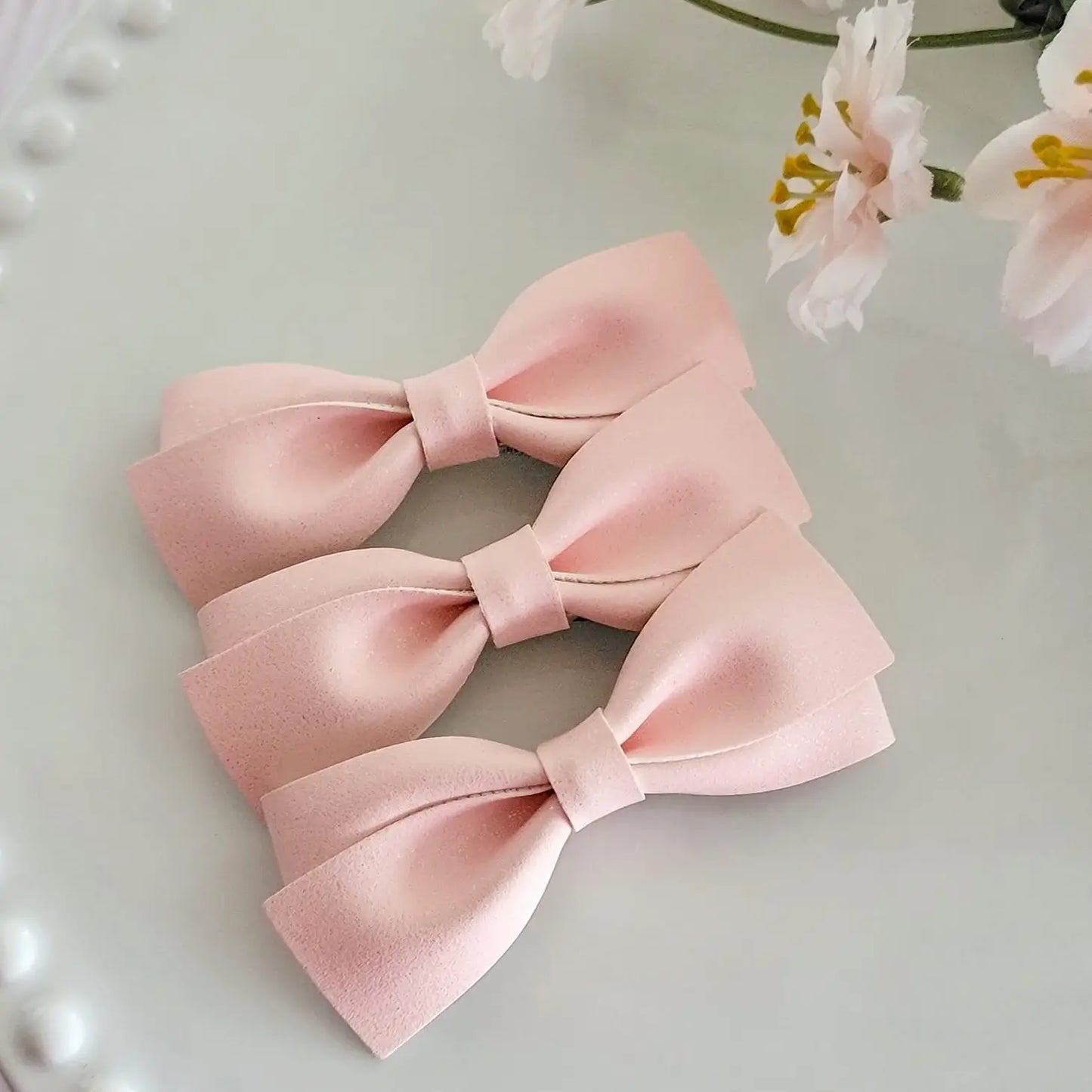 Anastasia Bow - Dreamy Peach