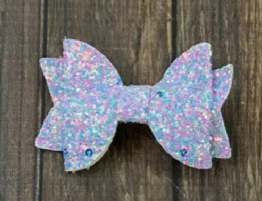 Glittery Bow Clippie